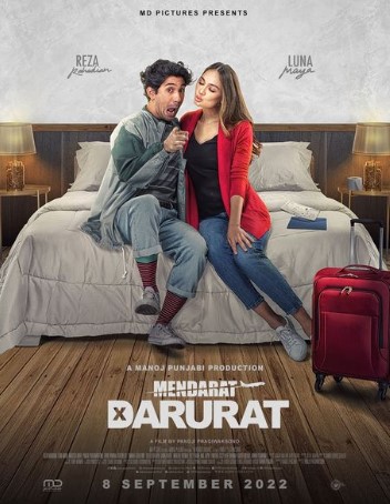 Pandji Pragiwaksono Sutradarai Film <i>Mendarat Darurat</i>: Dialog Berdasarkan Kenyataan