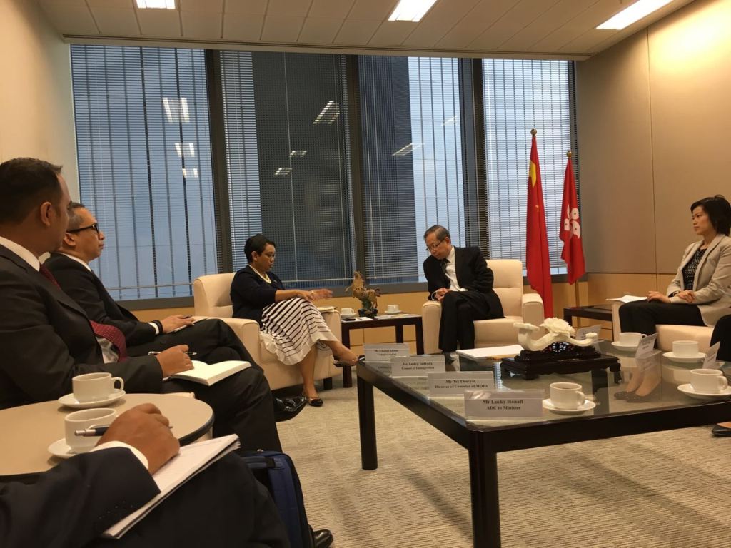 Kunjungi Hong Kong, Menlu Perkuat Kerja Sama Ekonomi dan Imigrasi