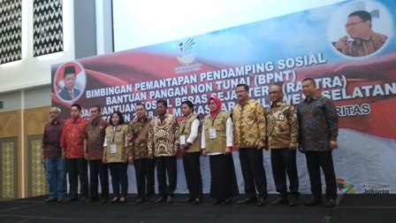 Bantuan Rastra 15,5 Juta Keluarga Ditarget Selesai Bulan Ini