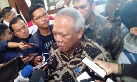 Menteri PUPR Beri Sinyal Stadion GBLA Bisa Digunakan