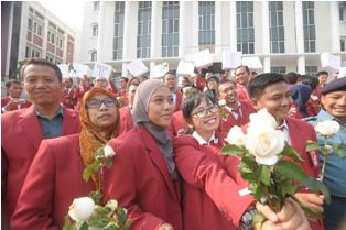 Universitas Pertahanan Tularkan Persahabatan di Hari Perdamaian Dunia 