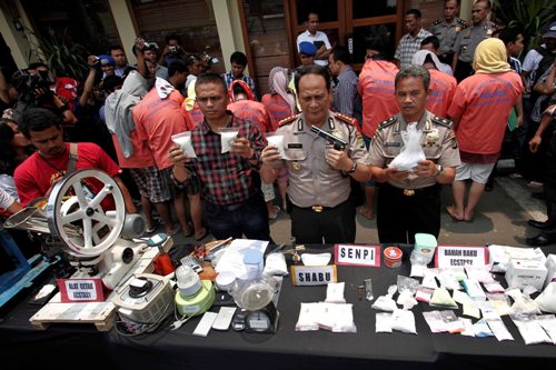 Jakarta Bukan Sarang Narkoba & Tempat Istri Muda