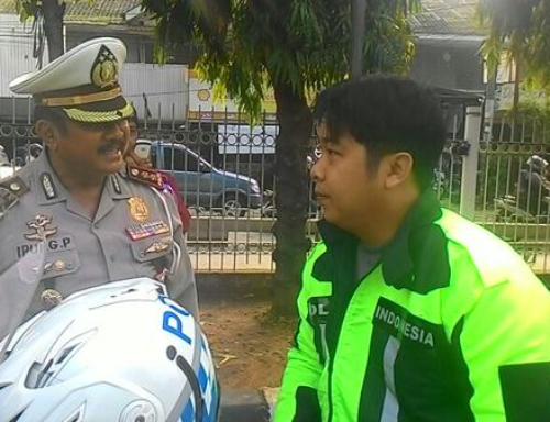 Motor yang Dikendarai Pria Beratribut Polisi Seharga Rp200 Juta