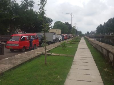 Kalijodo Dibongkar, Jalan Jembatan Dua Macet Parah