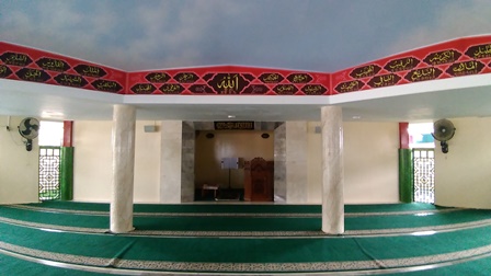 Masjid Babah Alun, Nuansa Religius di Kolong Tol