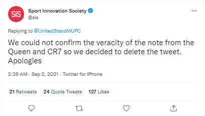 [Cek Fakta] Ratu Elizabeth II Beli Jersey MU Bertanda Tangan Cristiano Ronaldo? Ini Faktanya