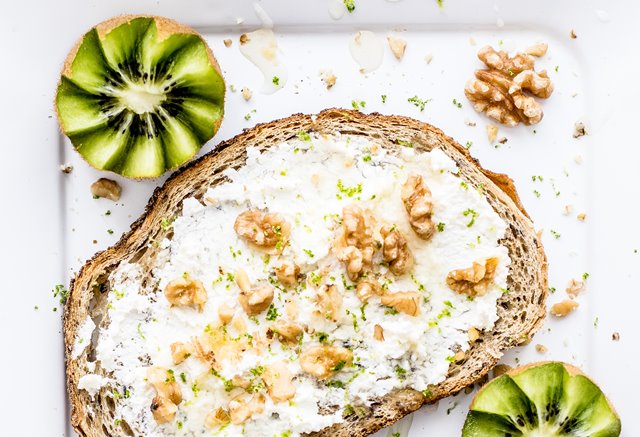 Manfaat Mengonsumsi Kiwi dengan Kulitnya