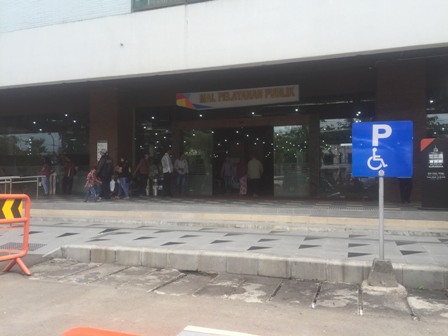 Mal Pelayanan Publik di Surabaya Membeludak