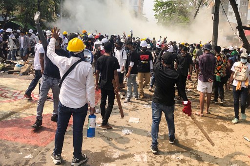 Myanmar Usai 1 Tahun Kudeta: Dipenuhi Kemiskinan, Ketakutan dan Ledakan