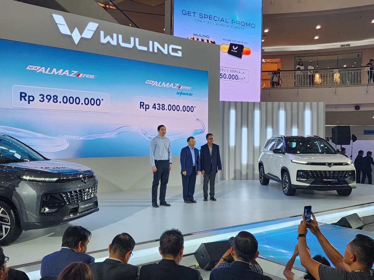 Wuling Merilis New Almaz RS, Harga Mulai dari Rp398 Juta