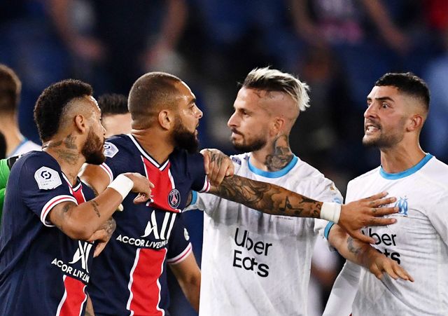 Neymar Terancam Hukuman Tujuh Laga