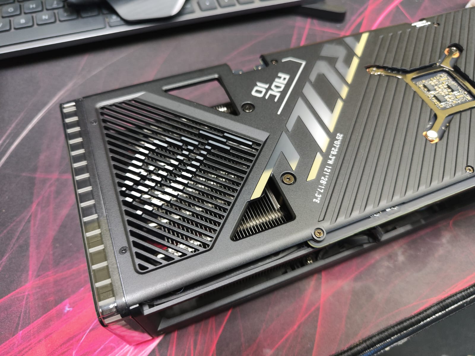 Begini Performa Kartu Grafis Asus ROG Strix GeForce RTX 4070 Ti OC Edition