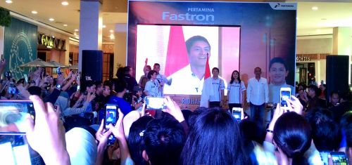 Ratusan Orang <i>Tumplek Blek</i> di Acara Jumpa Penggemar Rio Haryanto