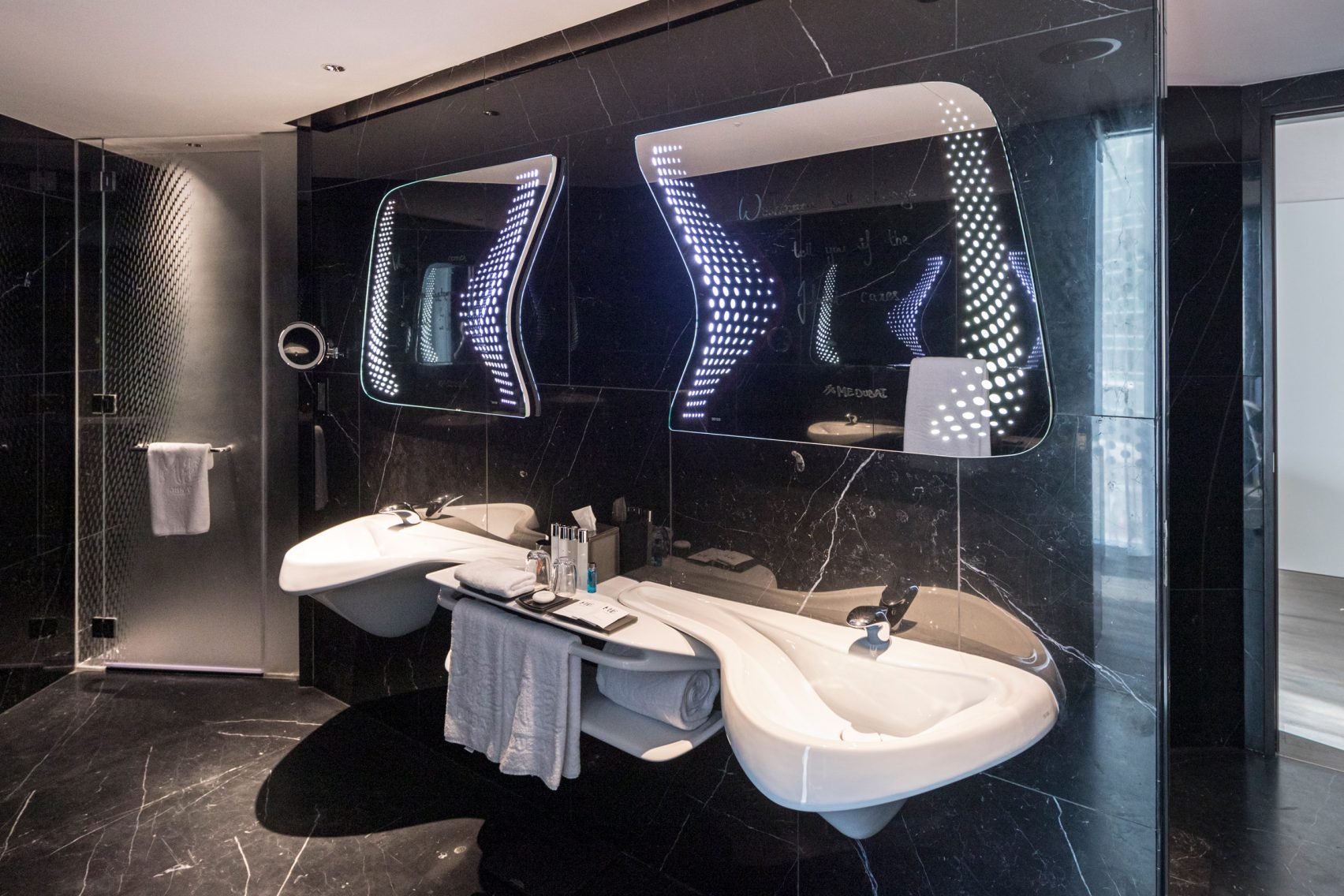 Intip Interior Mewah Hotel di Dubai