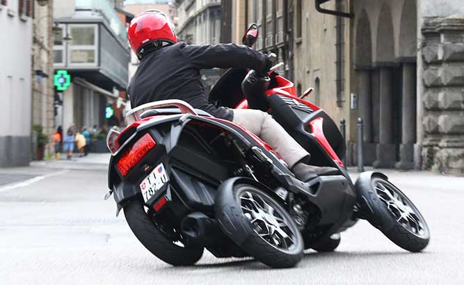 Mau Beda? Jajal Motor Empat Roda dari Quadro