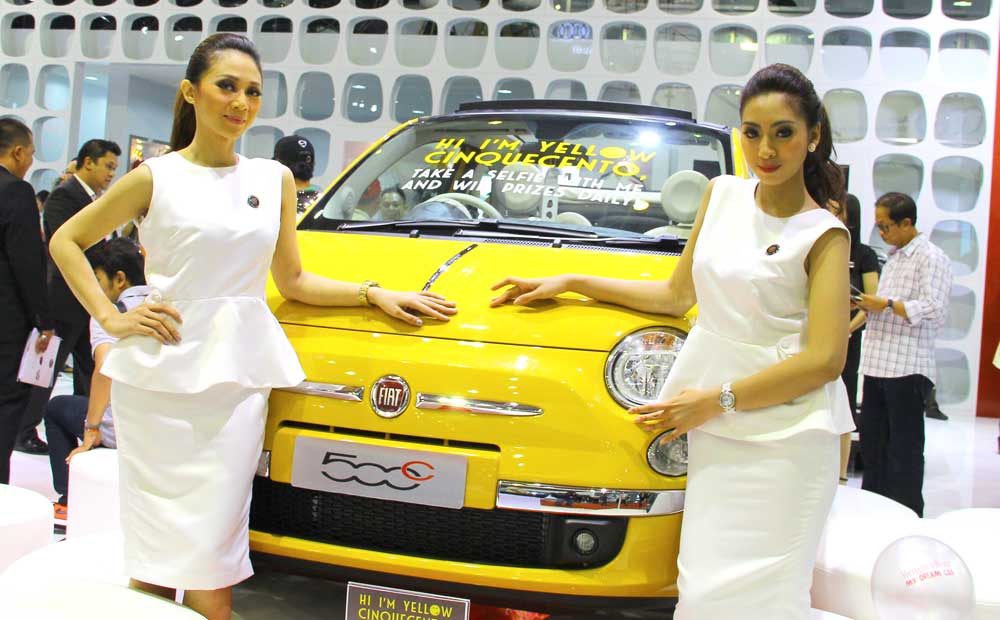 <i>Usher</i> dan <i>SPG</i> di Dunia Otomotif, Hanya Pemanis atau Plus-Plus?