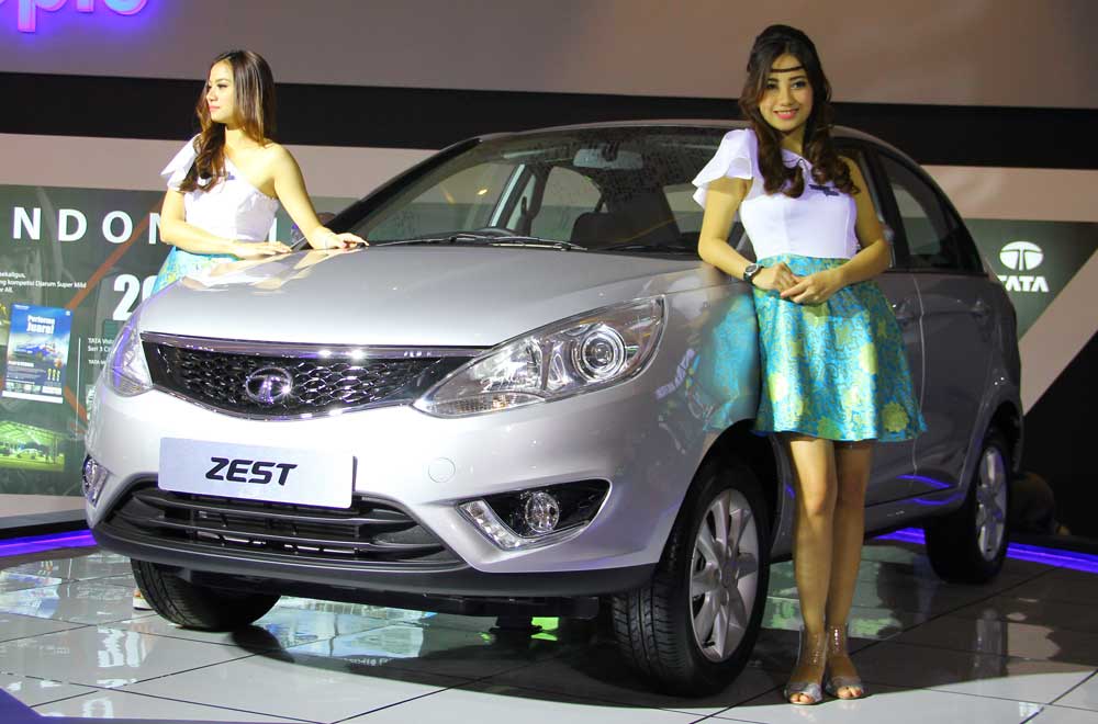 <i>Usher</i> dan <i>SPG</i> di Dunia Otomotif, Hanya Pemanis atau Plus-Plus?