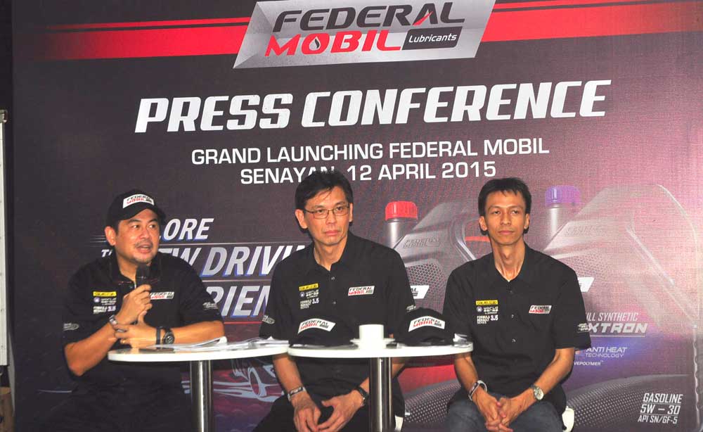 Oli Anti Panas Federal Mobil Resmi Dipasarkan