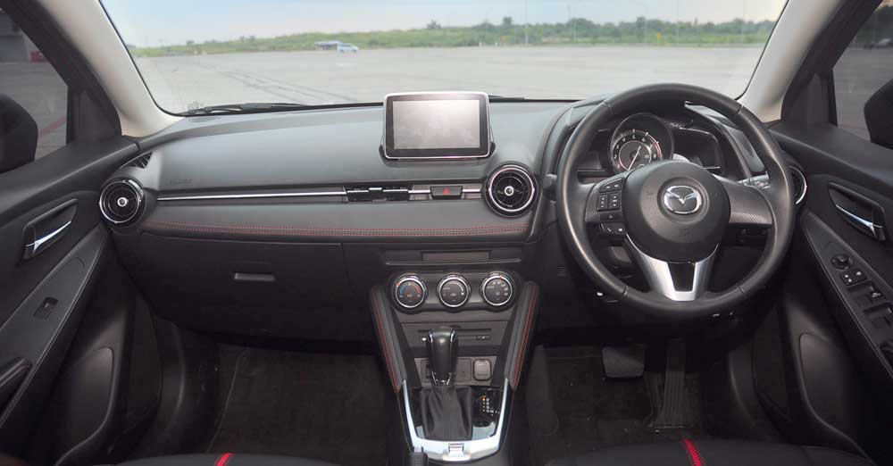 Uji Kehandalan All New Mazda2, <i>Hatchback</i> Lincah buat Beraktifitas