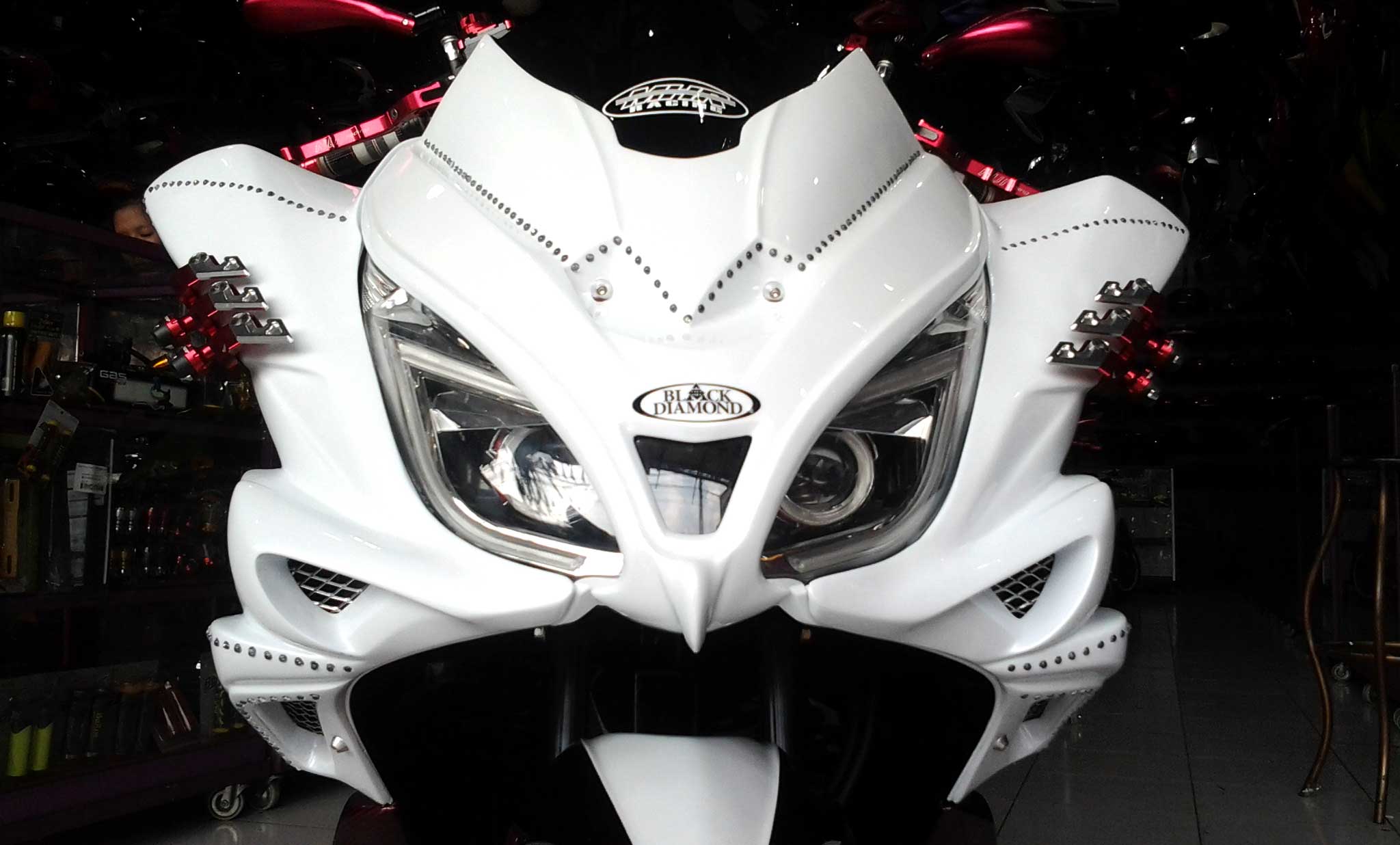 Honda Pcx Burung Hantu Garapan Hollywood Motor Sports Medcomid