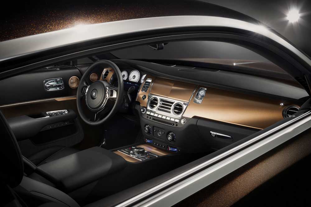 Napak Tilas Sejarah Musik Bersama Rolls-Royce Wraith