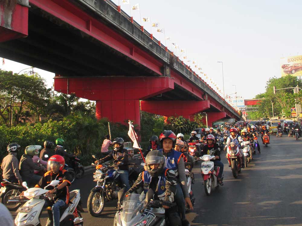 162 Klub Motor Ramaikan Suryanation Motorland 2015 Surabaya