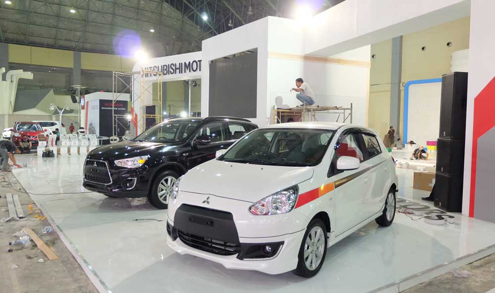 Peserta Pameran Mulai <i>Loading</i> di GIIAS Makassar 2015