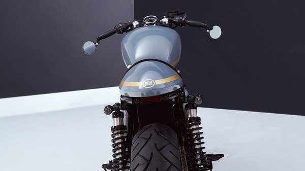 Triumph Bonneville T100 Selingkuh ke Cafe Racer
