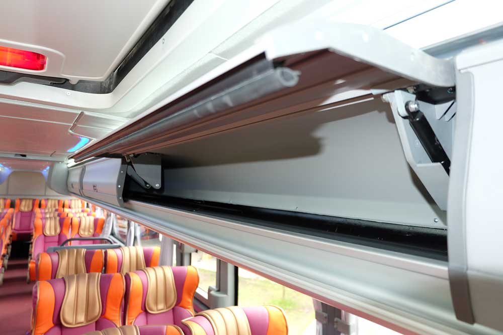 Kencan Singkat dengan Jetliner Double Deck RS