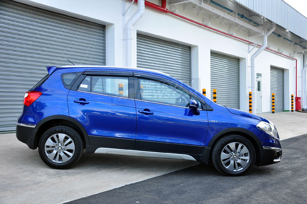 Suzuki SX4 S-Cross, SUV Compact Berlimpah Fitur