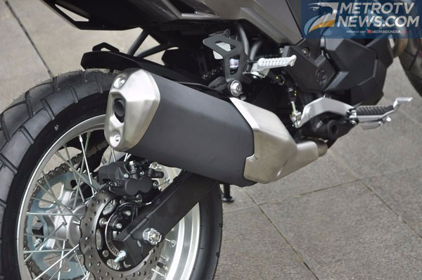 Melibas Kaki Gunung Bromo Dengan Versys-X 250