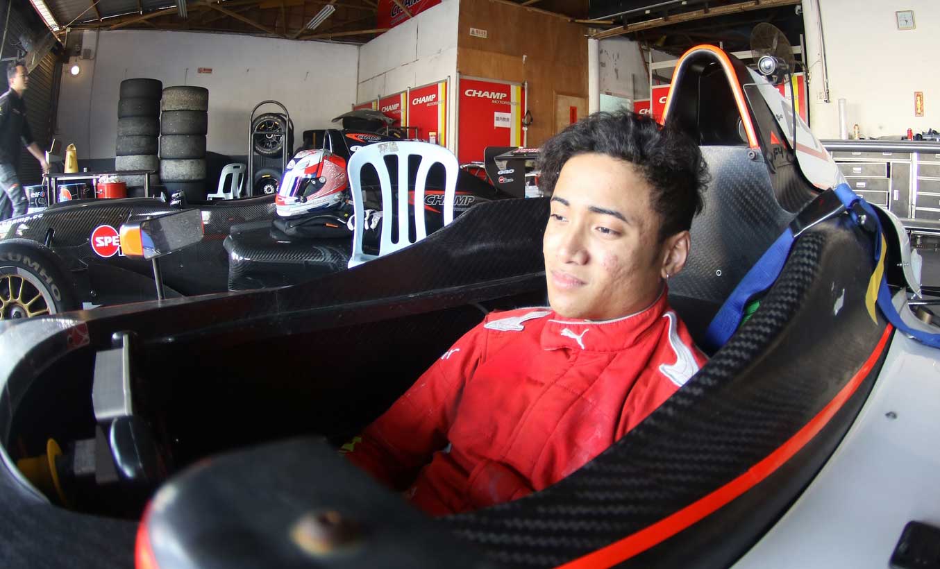 Trek Basah Tak jadi Kendala Bagi David Sitanala di Sesi Tes F4 Zhuhai
