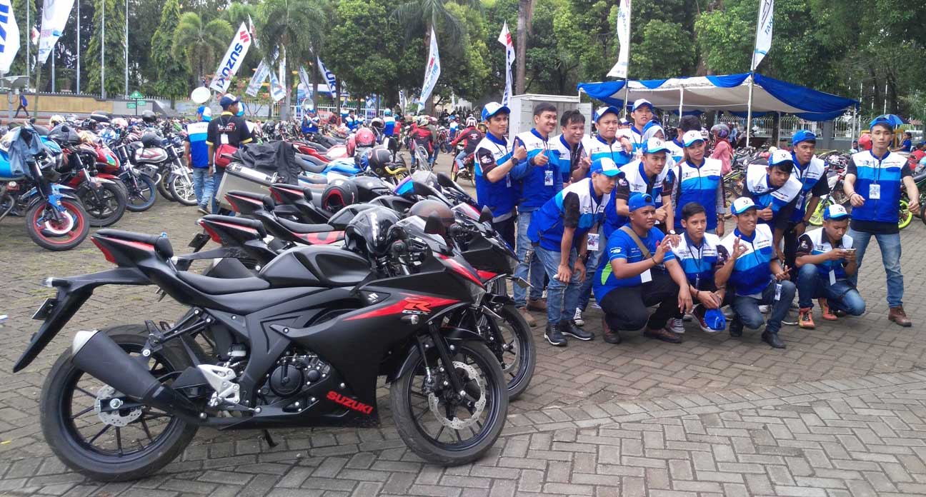 Suzuki GSX-S150 Bersiap Pecahkan Rekor MURI