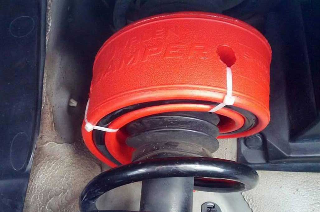 Pasang Ganjal Karet di Per Sigra, Cegah Ban Gesrot ke Fender