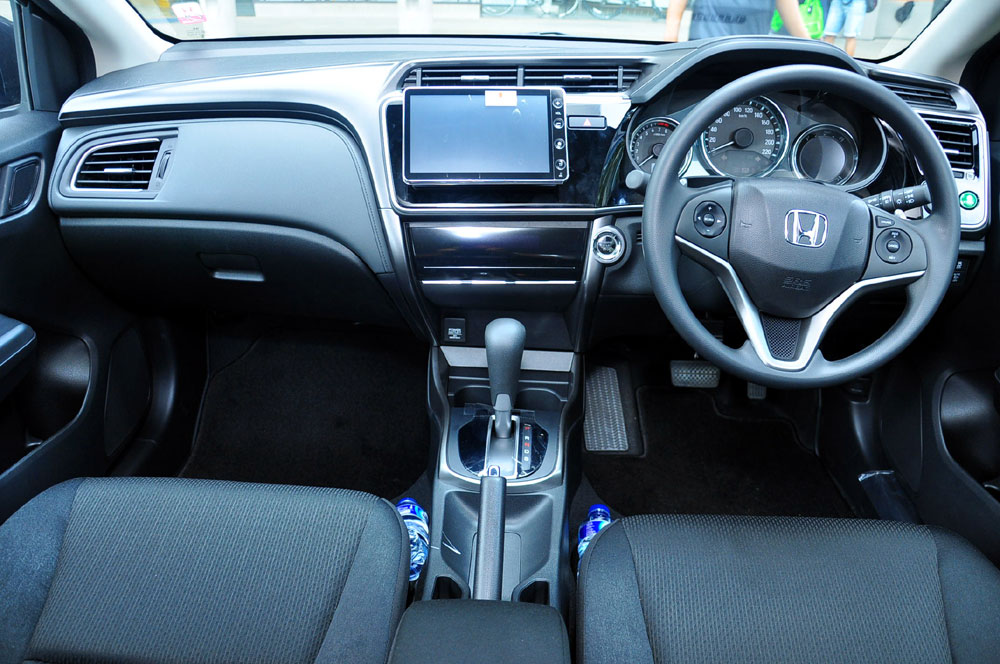 Kencan Singkat Bersama New Honda City