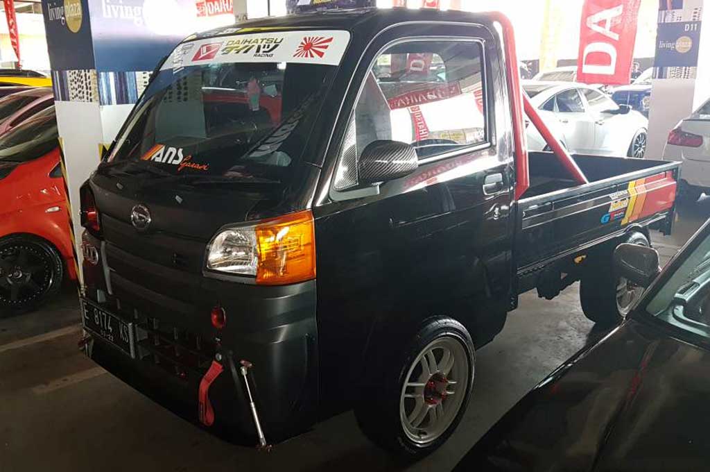 Modifikator Kota Udang Bertarung di Daihatsu Dress-up Challenge