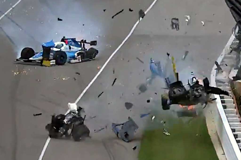 Kecelakaan Mengerikan di Balapan Mobil Indy 500