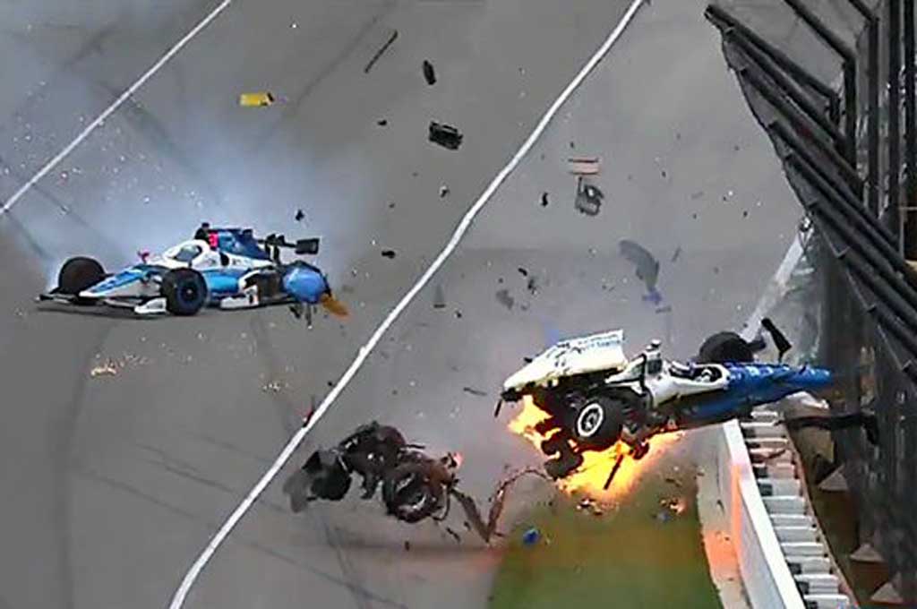 Kecelakaan Mengerikan di Balapan Mobil Indy 500