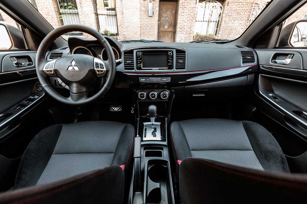 Mitsubishi Lancer Limited Edition, Meluncur Akhir Mei