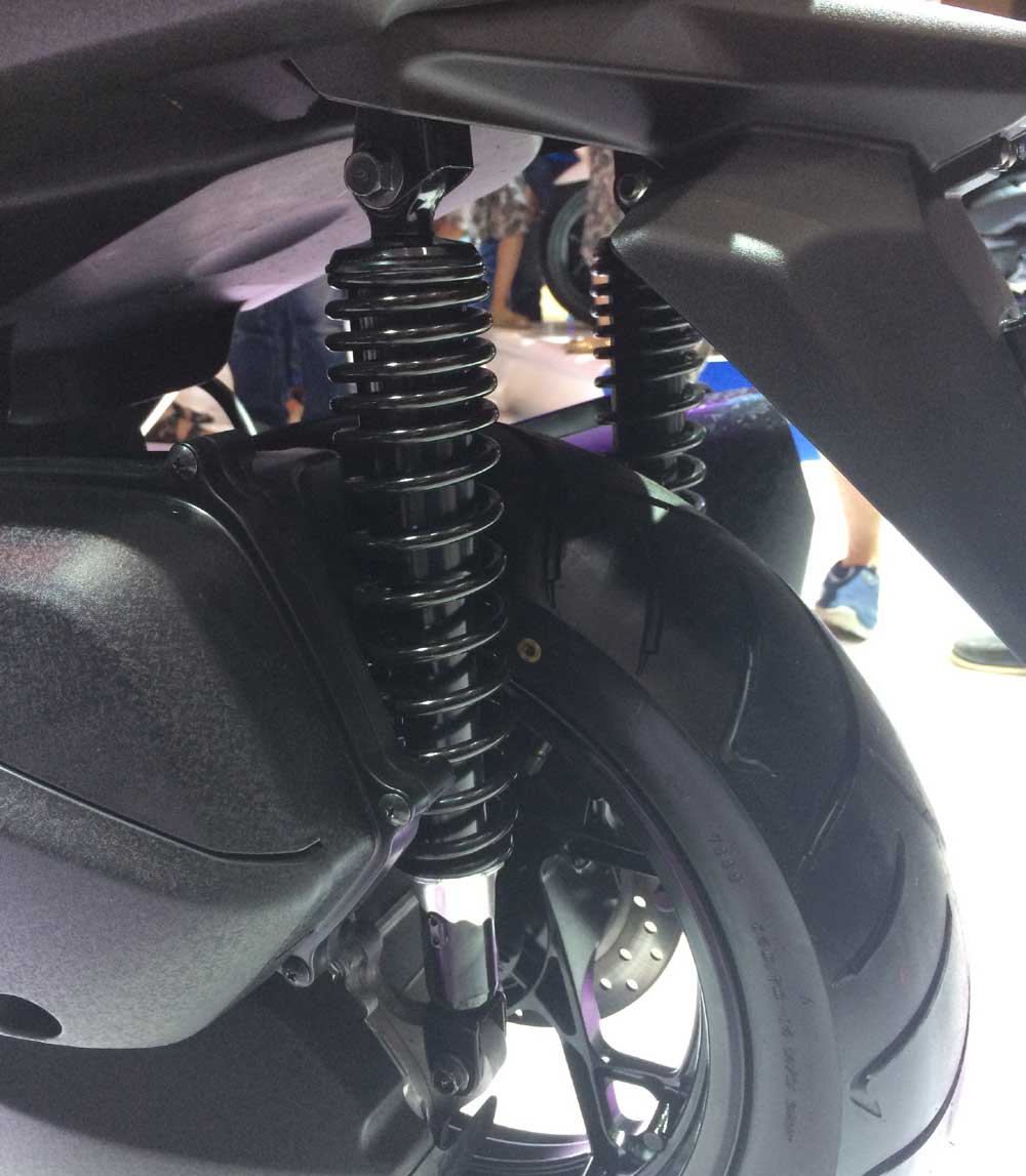 Mau Modif Yamaha Xmax? Dahulukan 4 Komponen Ini