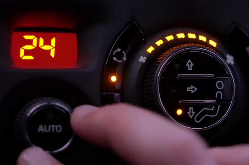 Maksimalkan Fitur Kenyamanan Mobil saat Perjalanan Jauh