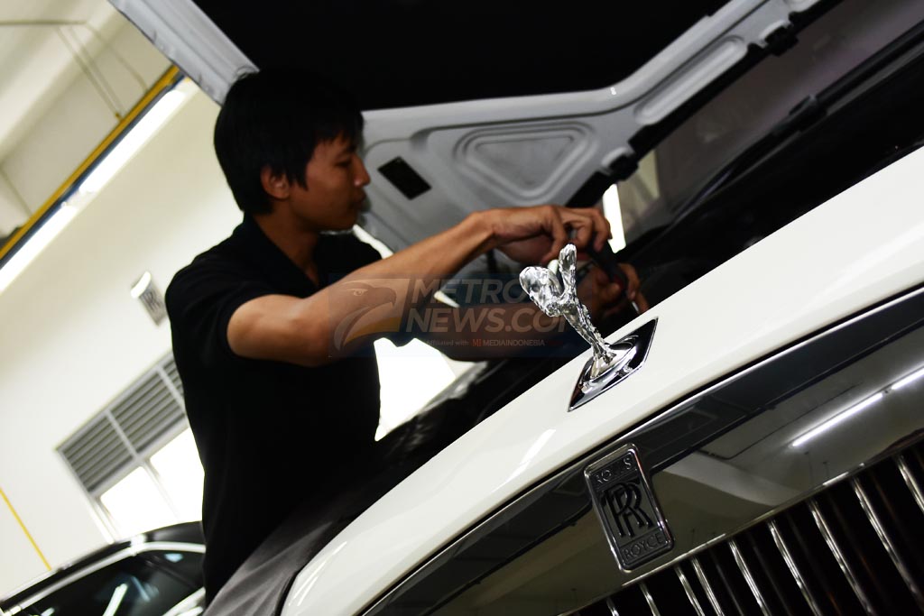 Berapa Biaya Servis Mobil Mewah Rolls-Royce
