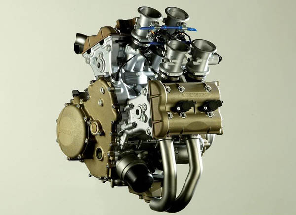 Superbike 4-Silinder Tak Mudah Bagi Ducati
