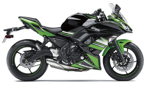 Kawasaki Ninja 400 Tutup Jalan Buat <i>Shooting</i> Iklan
