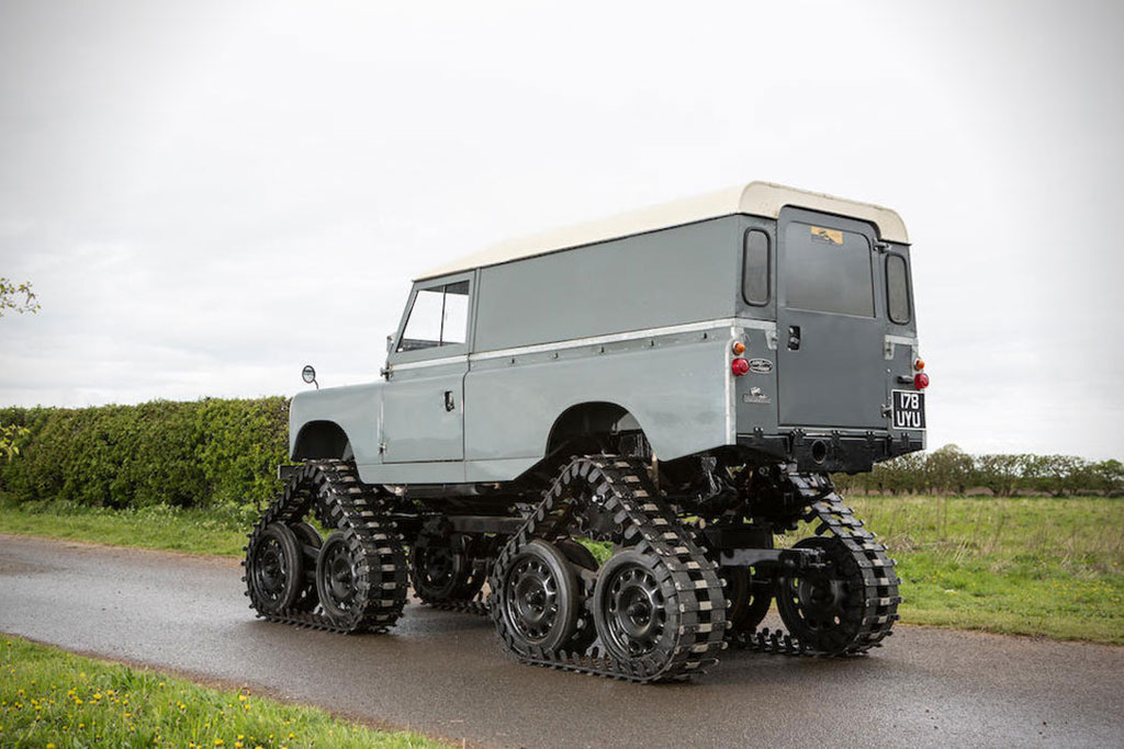 Tank Perang Land Rover 109 Series II