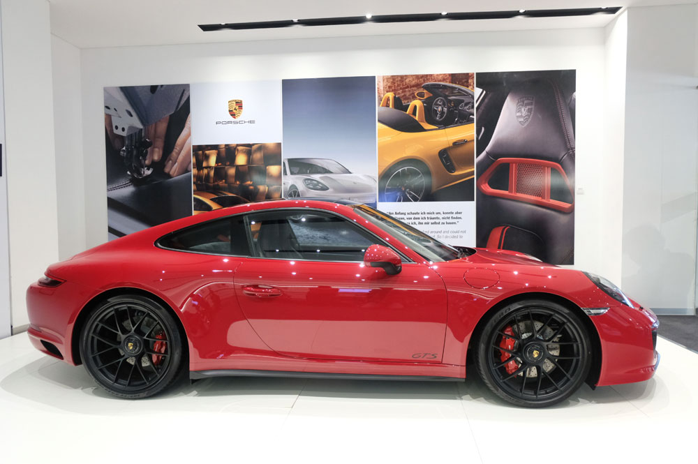 Porsche 911 Carrera GTS sudah Bisa Dipesan