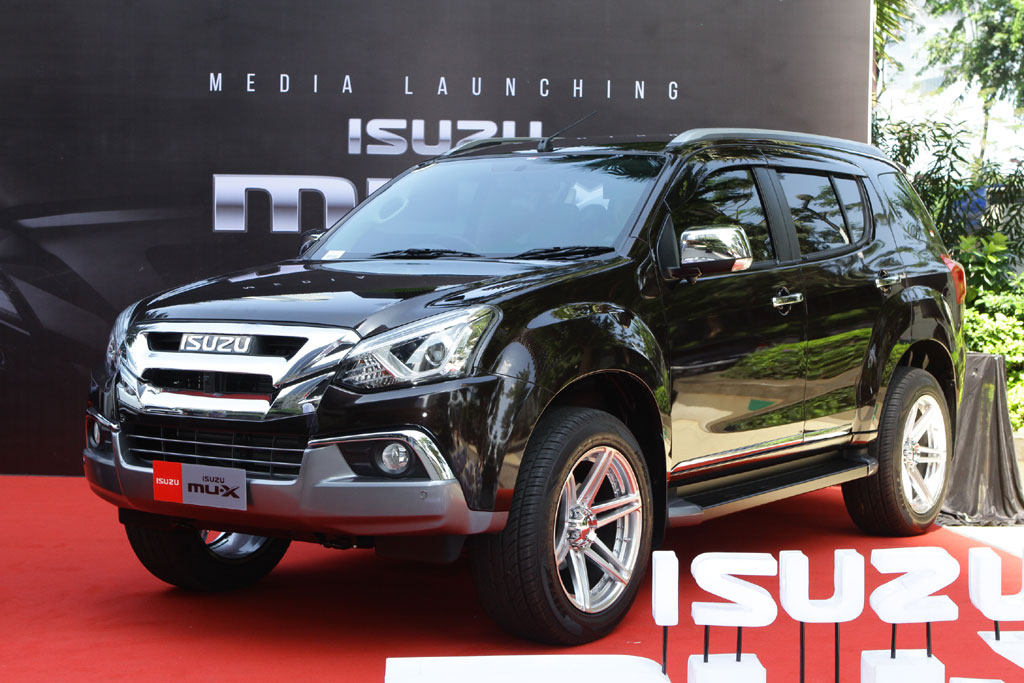 Isuzu Mux Modifikasi Isuzu Mux Modifikasi