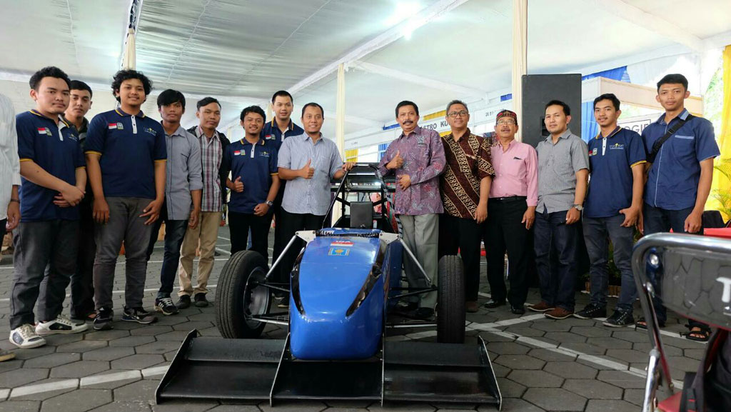 Tim UASC UII Siap Berlaga di Formula Mobil Listrik