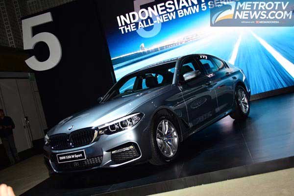 BMW Boyong All New Seri 5 ke Surabaya