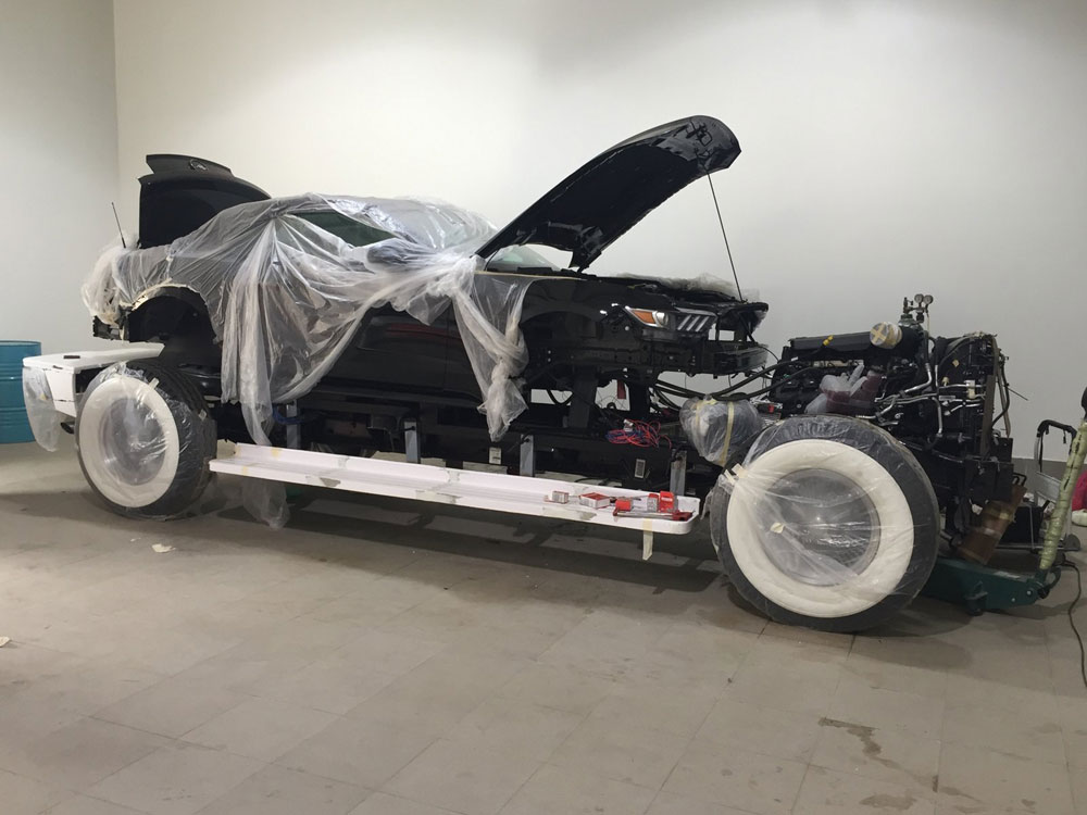 Ford Mustang 4X4, Sedan Garang Spek Padang Pasir